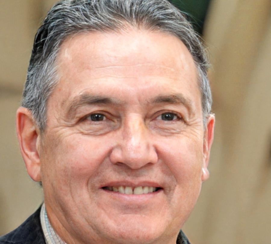 Henri Dumont, Senior Support Specialist